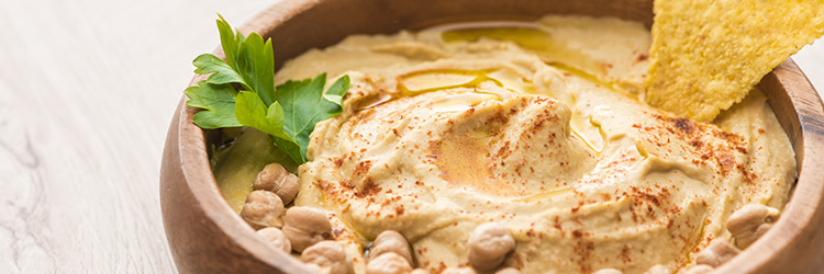 Ultimate Guide to Making Hummus With Tahini